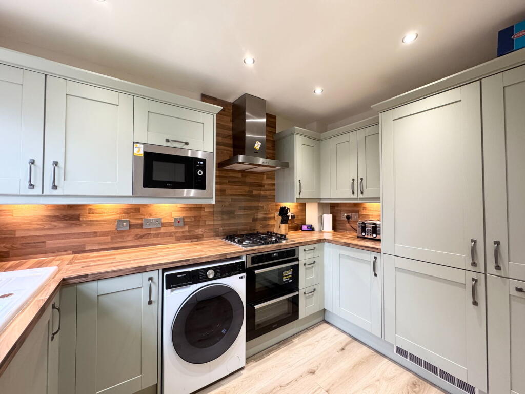 House in Kirklees, West Yorkshire - View 3