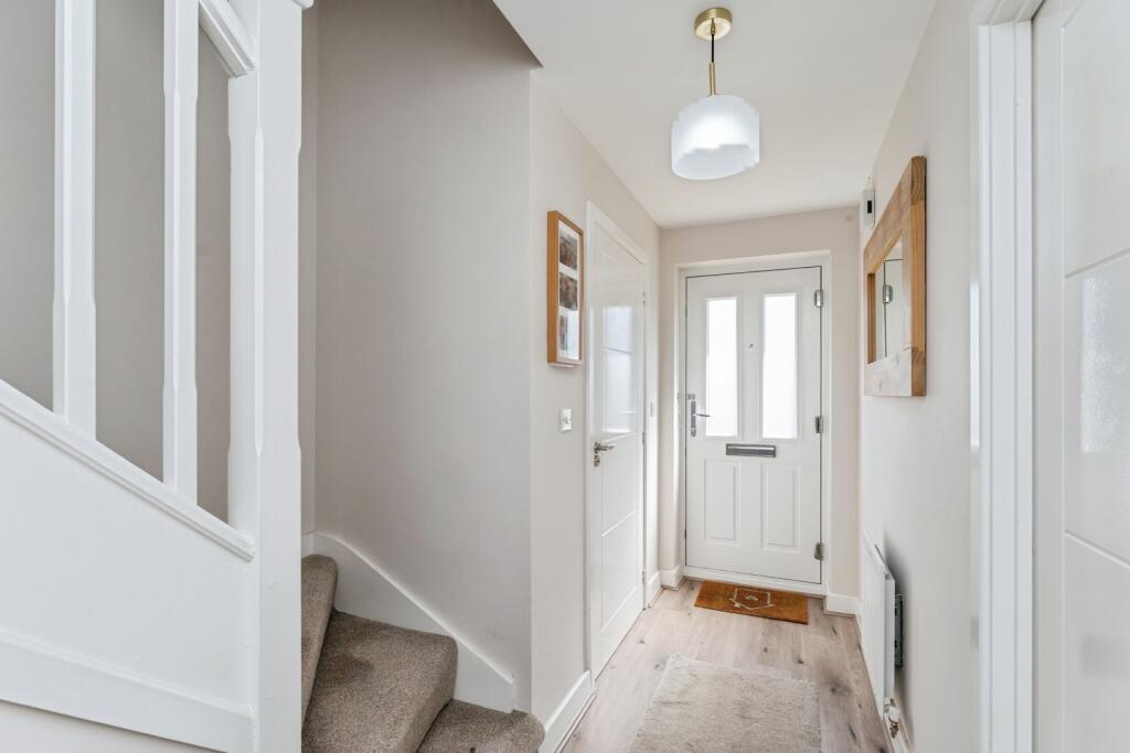 House in Chester, Ellesmere Port - More