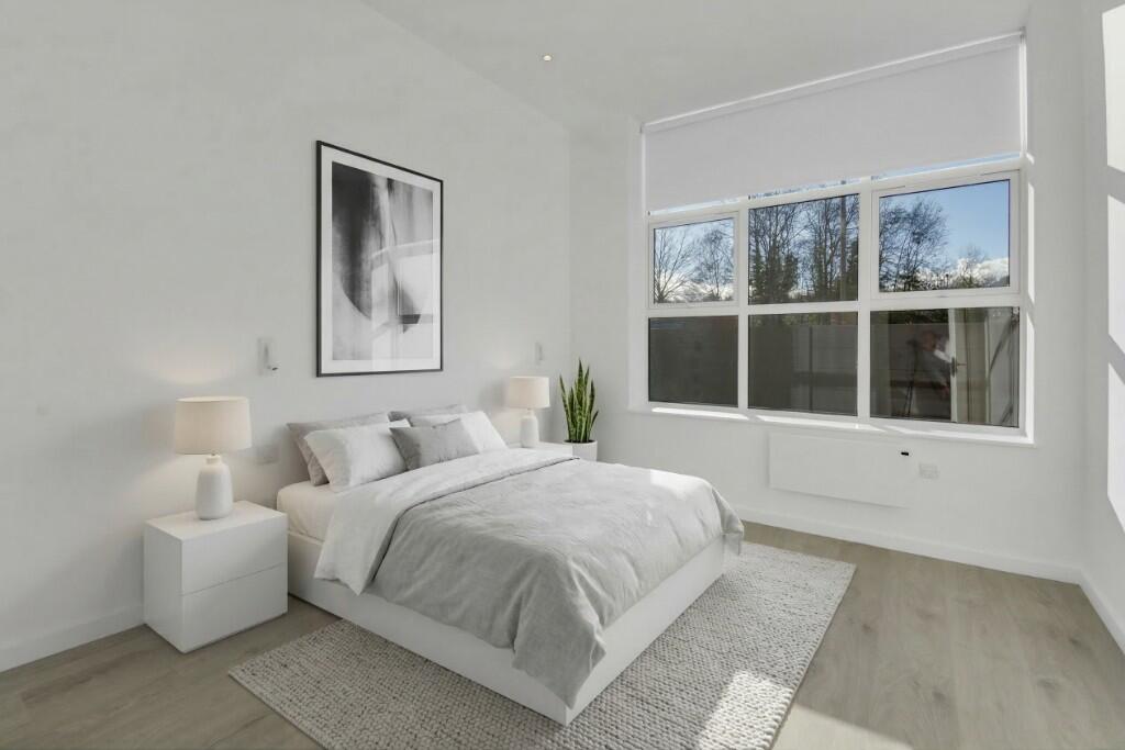 Main image of property: **LIMITED OFFER: 1 WEEK RENT FREE - Sunrise Parkway, Milton Keynes