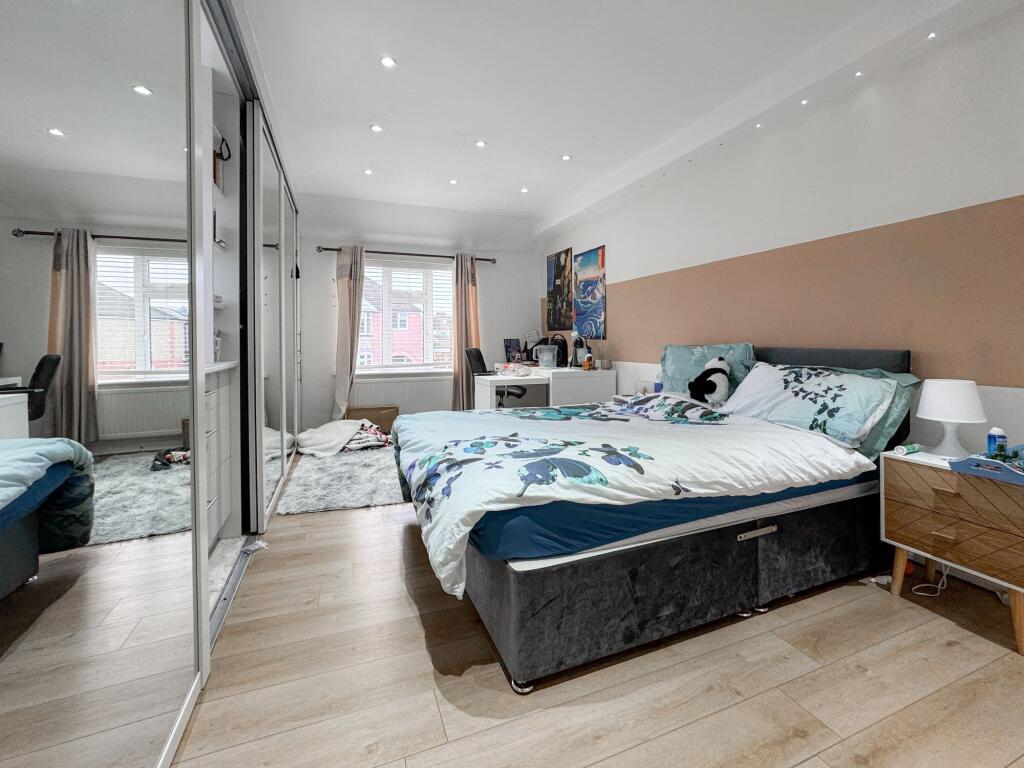 House in Reading - View 4