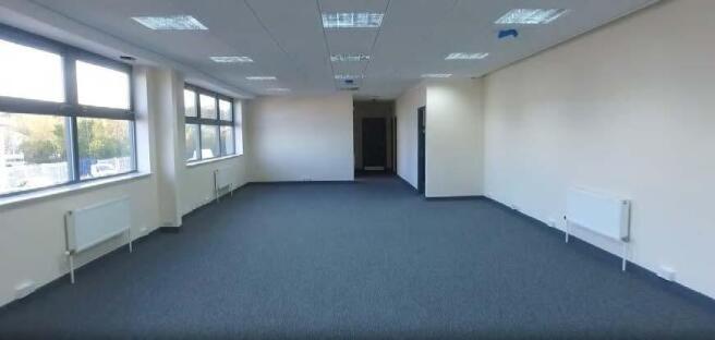 Unit 3 Chariot Drive, Newbridge