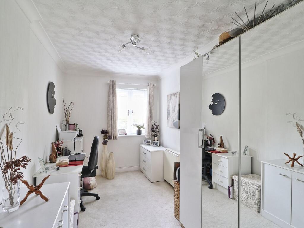 Apartment in Peterborough - More