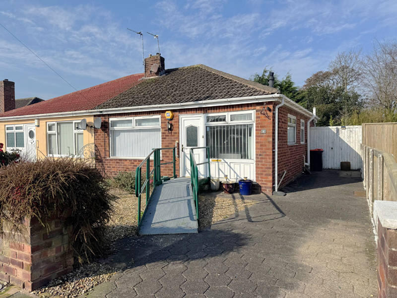 Main image of property: OXENDALE ROAD - THORNTON CLEVELEYS - FY5 4EH