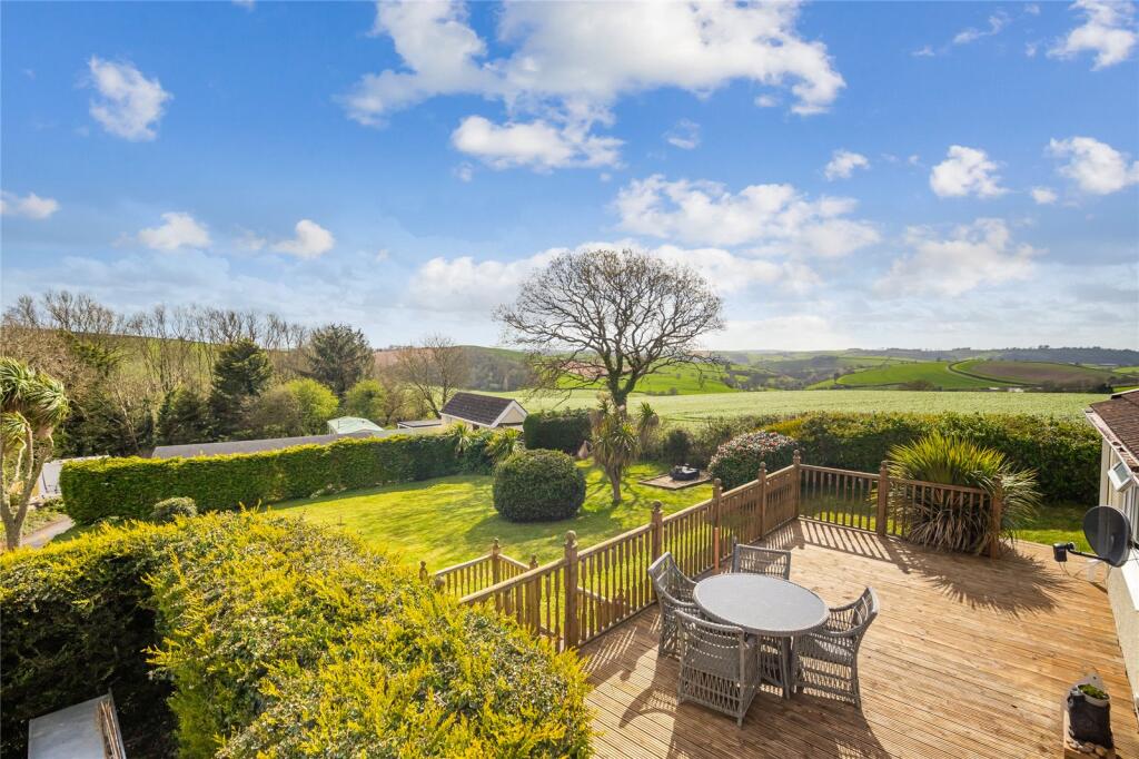 5-bed bungalow on Totnes Road, Longcombe, Totnes, £585,000