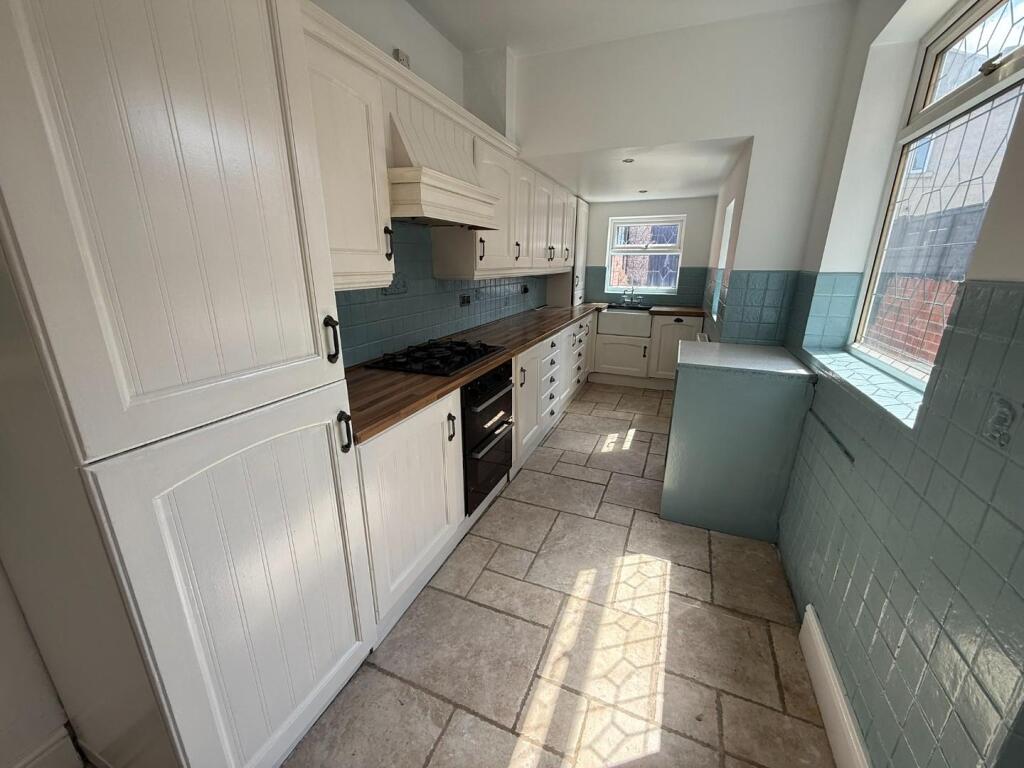 House in Wakefield - View 2