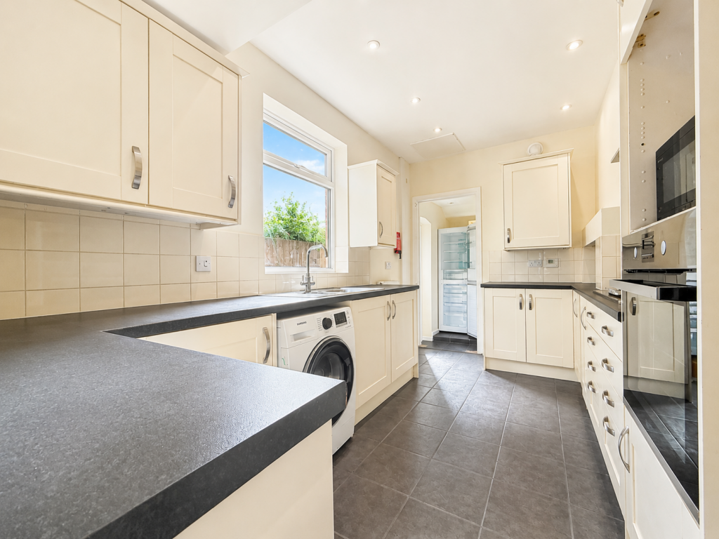 House in Peterborough - View 4