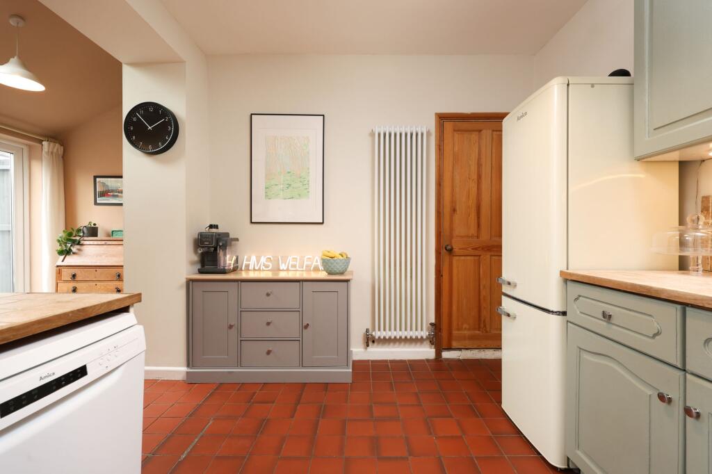 House in Bristol, Pigsty Hill, Ashley Down - More