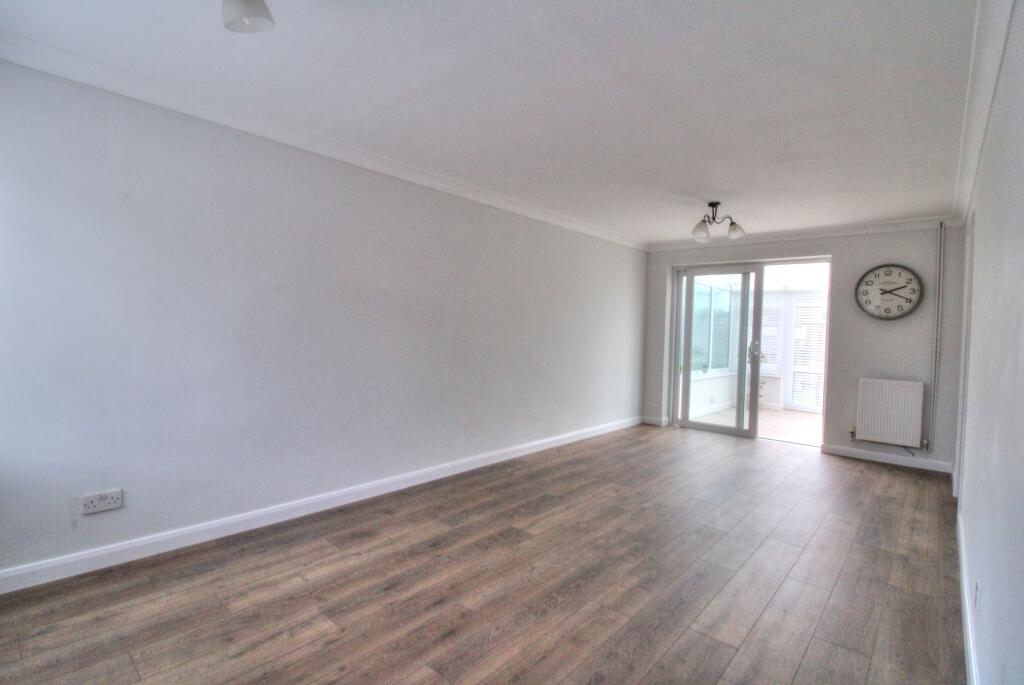 House in Basildon, Essex - View 4