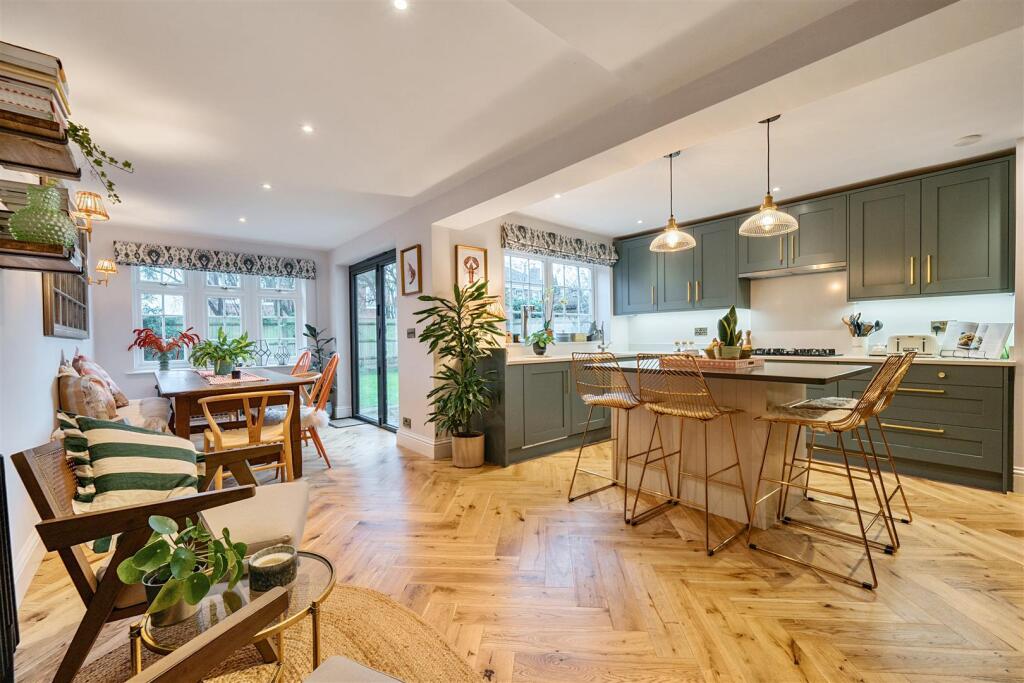 Ridgeway, Wargrave, Reading, Berkshire, RG10 photo 2