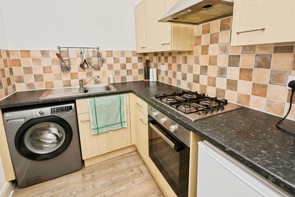 Apartment in Amber Valley, Heanor and Loscoe CP - More