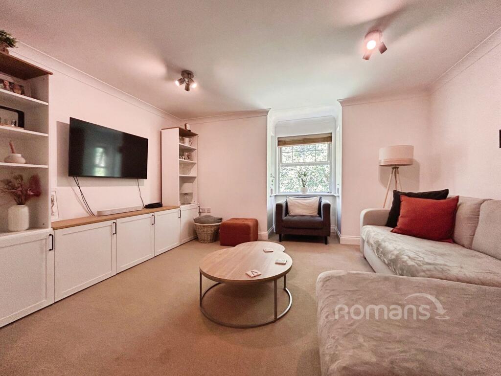 Apartment in Hart, Elvetham Heath - View 5