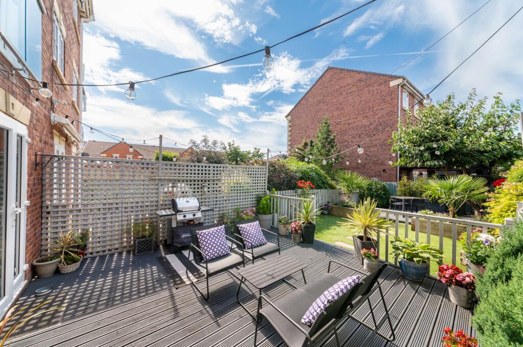 House in Wakefield - View 3