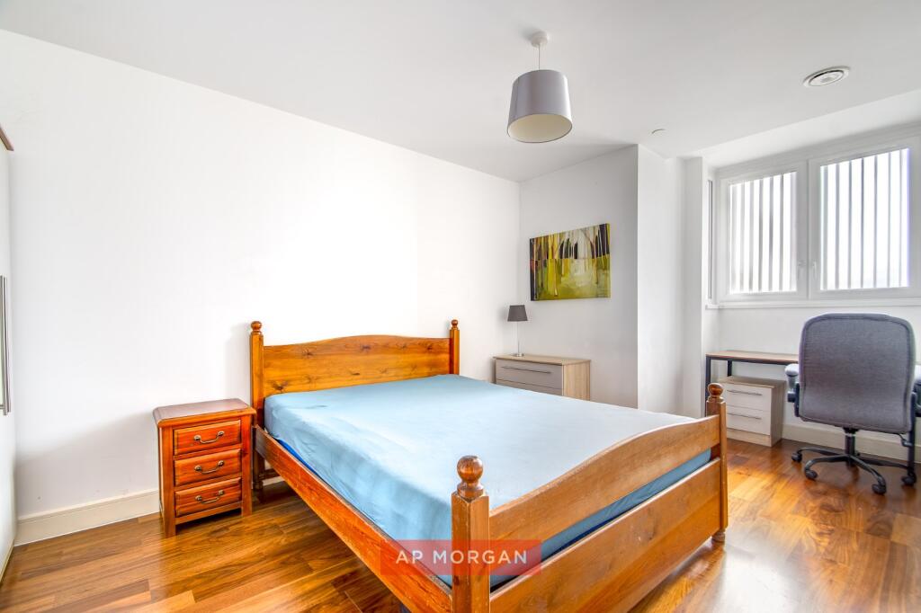 Apartment in Birmingham, Edgbaston - More