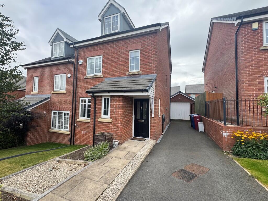 4-bed semi-detached on Buckthorn Lane, Blackburn, £265,000
