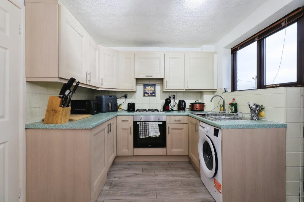 Park View, Barnsley, S75 photo 3