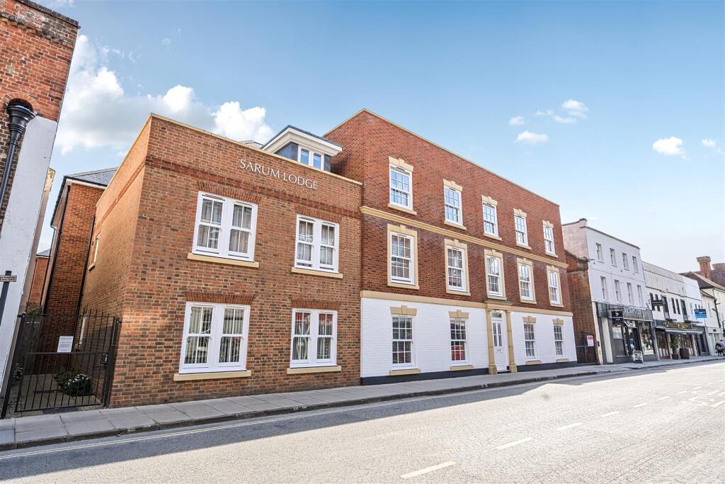 1-bed house on Sarum Lodge, Salisbury, £184,950