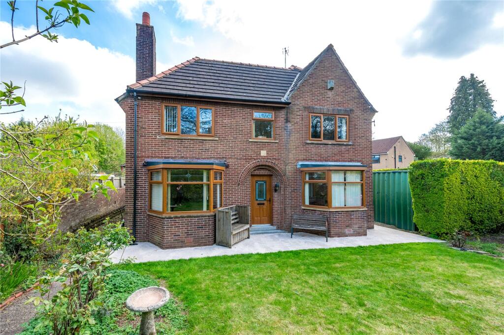 4-bed detached on Bolton Road, Chorley, Lancashire, £399,995