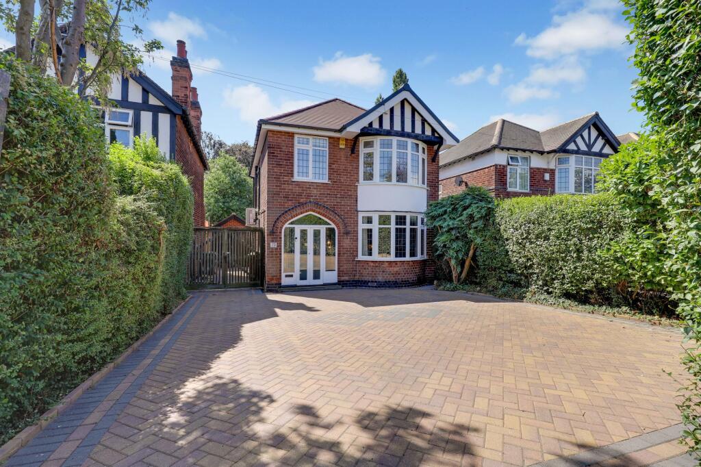 Main image of property: Derby Road, Beeston, NG9