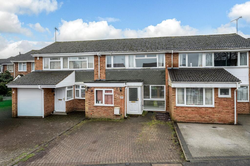 Main image of property: Sandridge Close, Hemel Hempstead, HP2