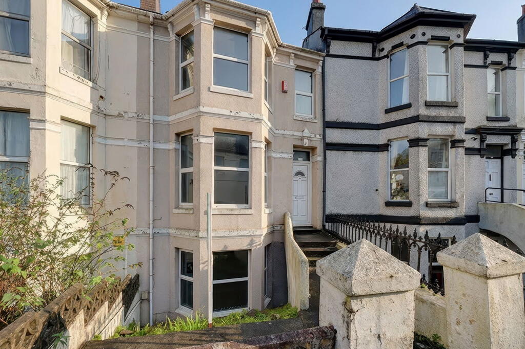 Main image of property: Lisson Grove, Plymouth, PL4 7DN