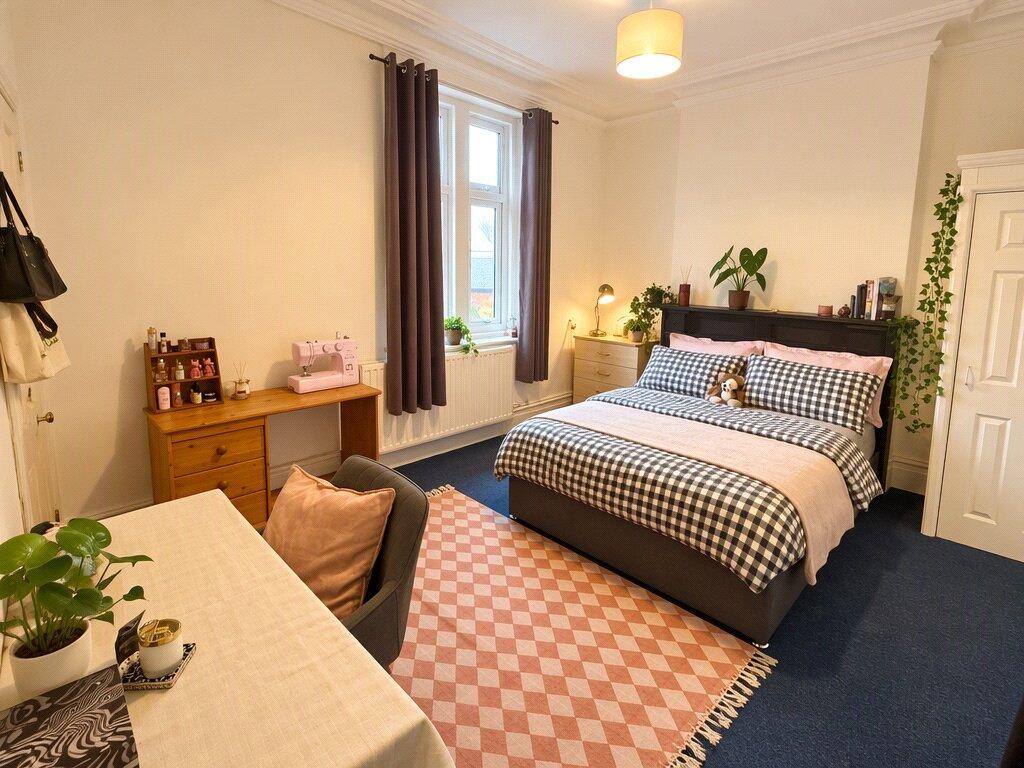 Apartment in Bristol - View 2