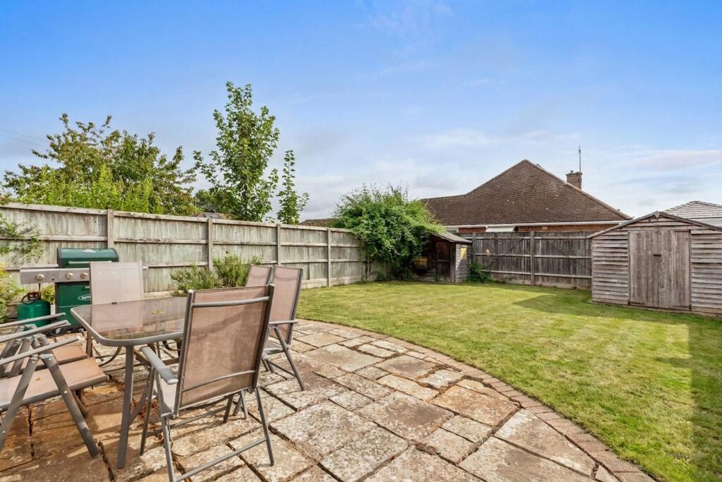House in Hemel Hempstead, Haddenham - View 4