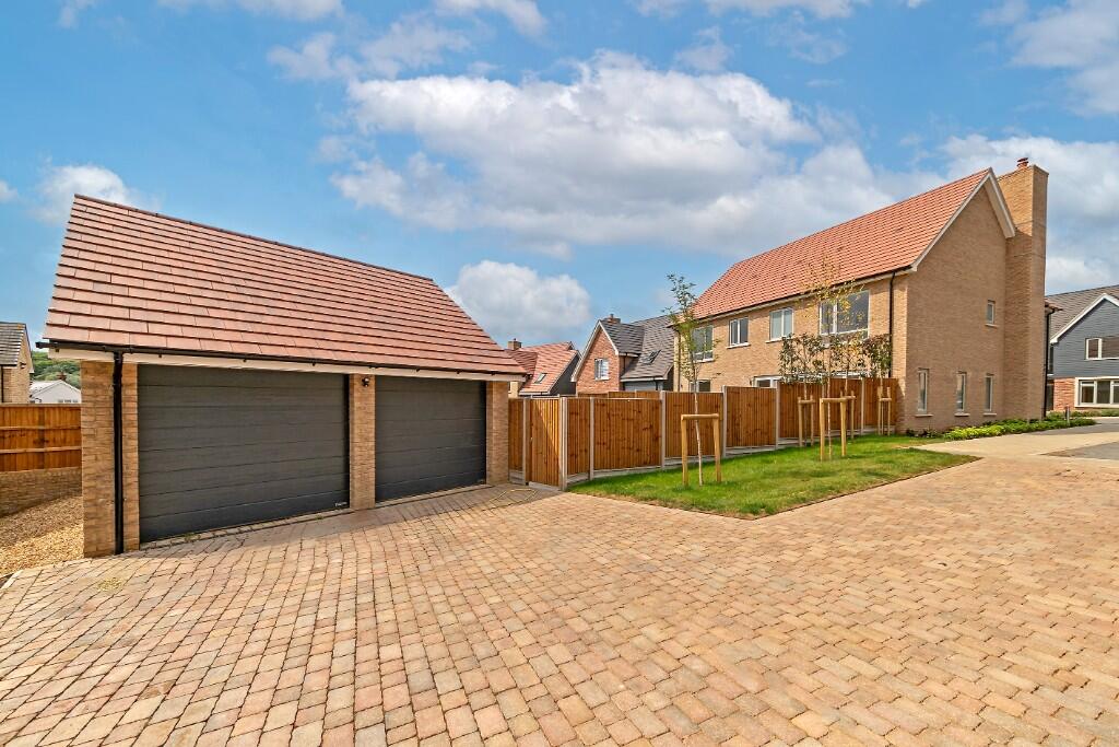 Main image of property: CHEQUER TREE WAY,
Maulden,
MK45 2PW
