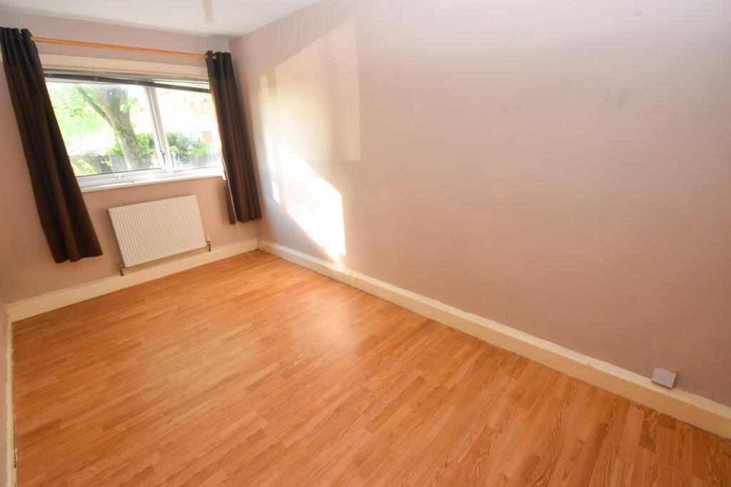 Apartment in Salford, Higher Irlam - More