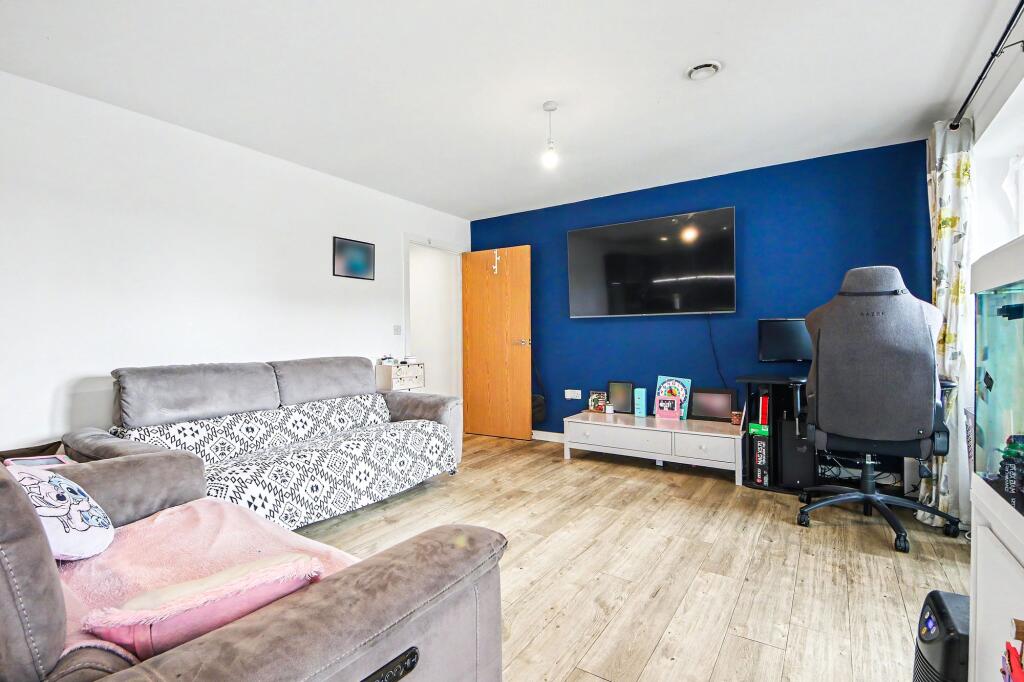 Apartment in Southampton - More