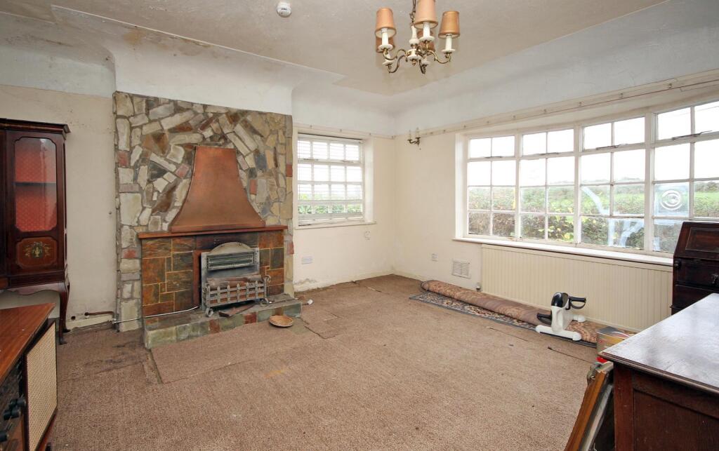 Bryn Y Waen, Y Felinheli, Gwynedd, LL56 photo 2