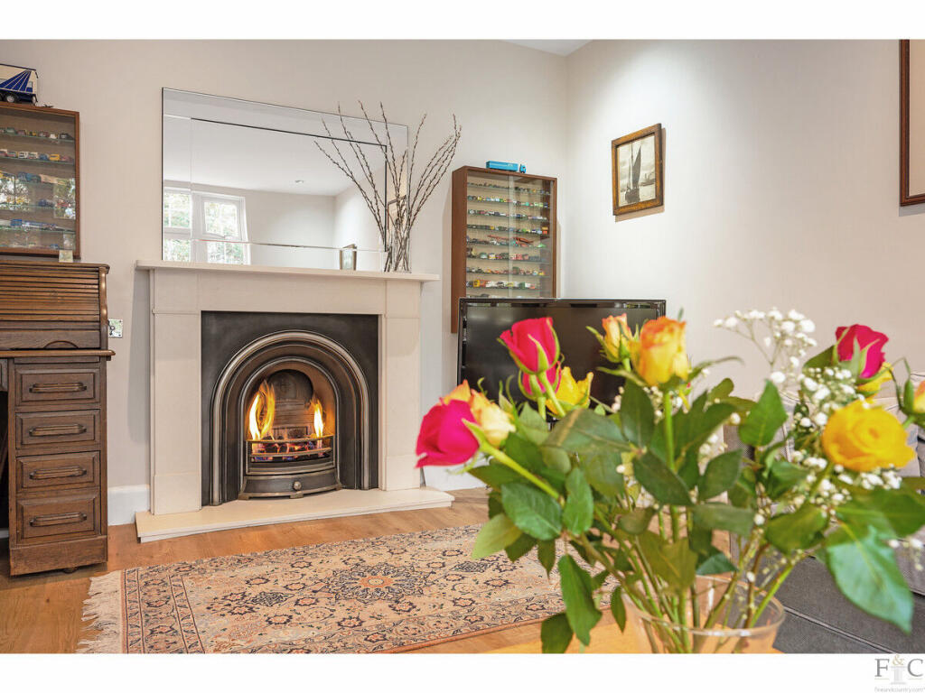 Holmfield Avenue, Leicester, LE2 photo 3