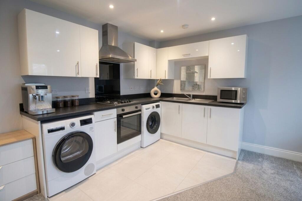 Apartment in Bournemouth - View 5