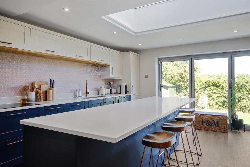 House in Tonbridge - View 5
