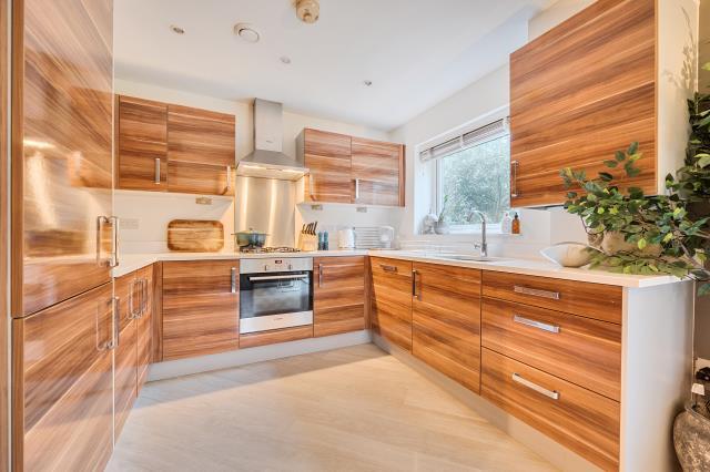 Apartment in Reading - More