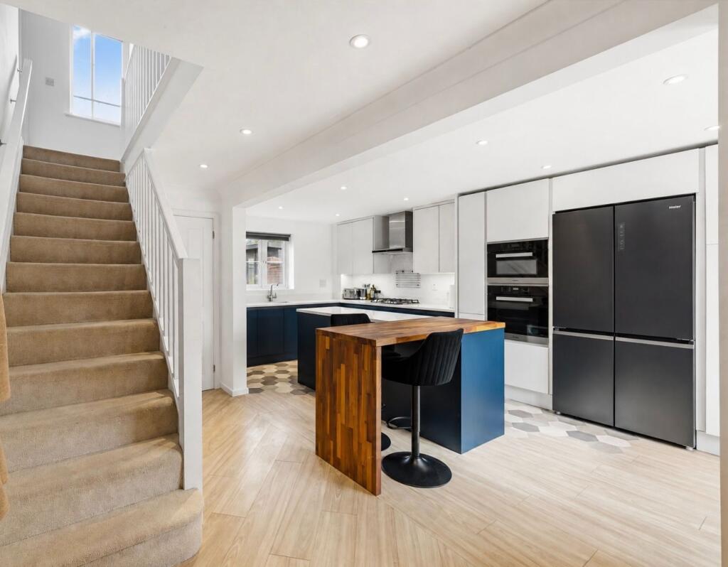 House in Redhill - More
