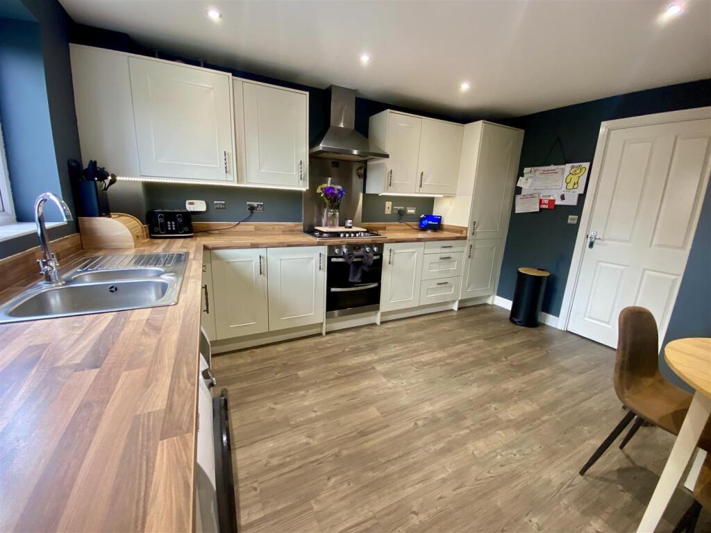 House in Leicester - More