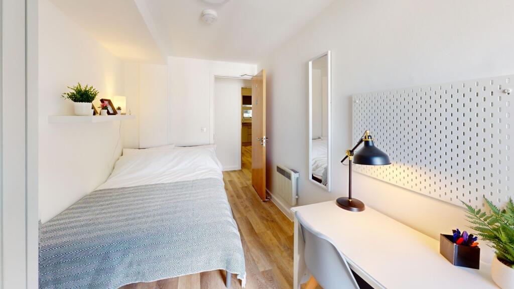 Apartment in Falmouth, Cornwall - More