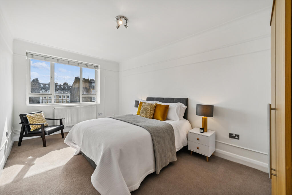 Apartment in London, Brompton - View 2