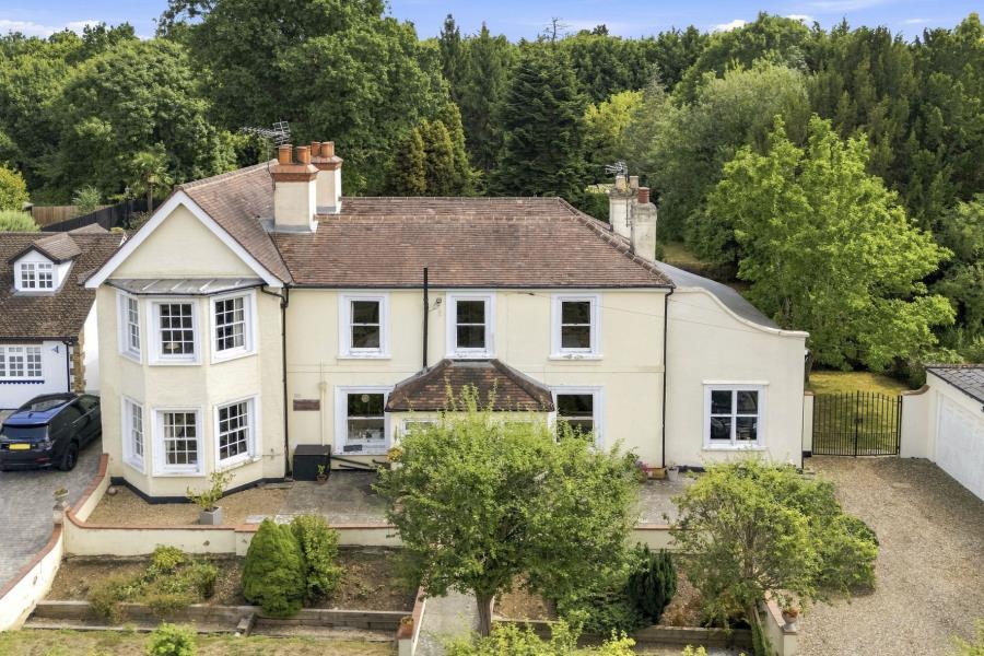 House in Twickenham - View 5