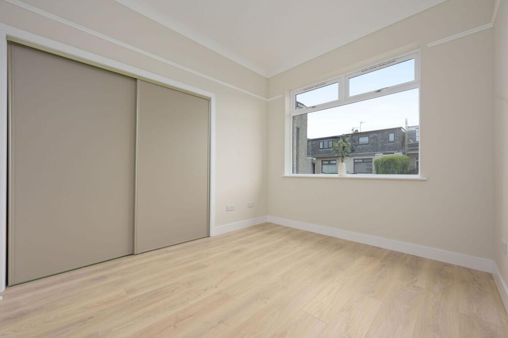 House in Grangemouth, Kersiebank - View 5