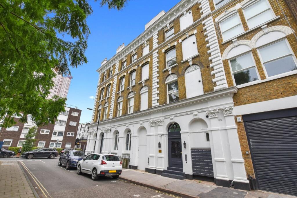 Apartment in London - View 2