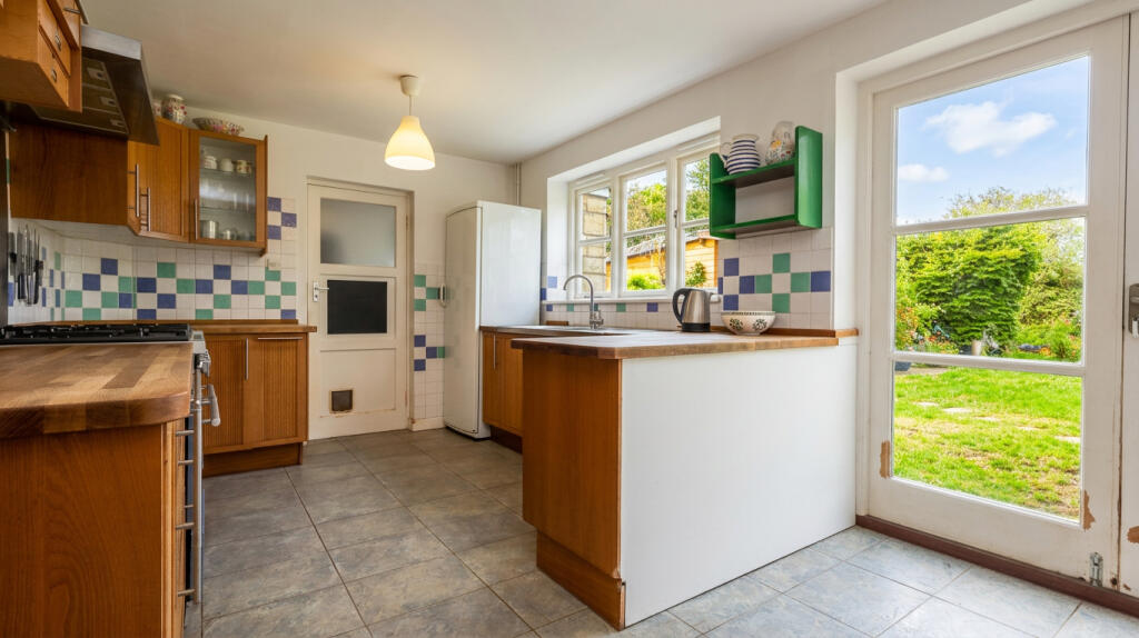 House in Taunton, Somerset - View 2