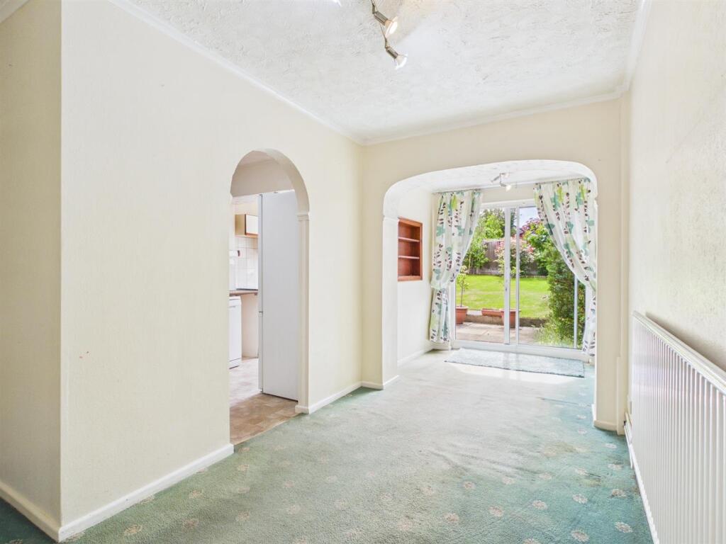 Lambourne Drive, Bewdley - View 5