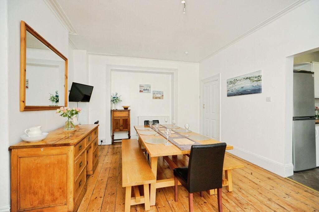 England Road South, Caernarfon, LL55 photo 3