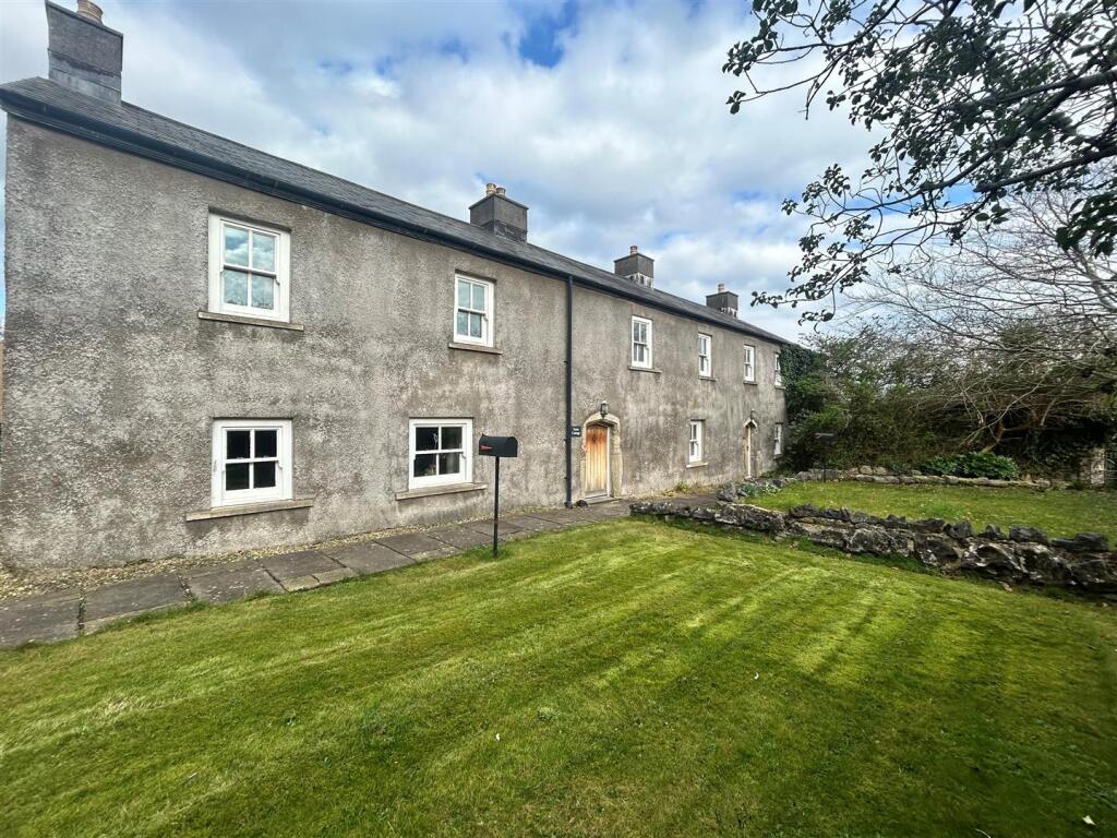 Main image of property: Toms Cottage,Pyle Road, Nottage, Porthcawl, CF36 3TF