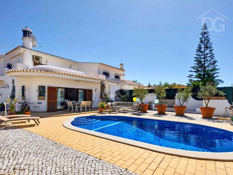 Main image of property: Algarve, Quarteira