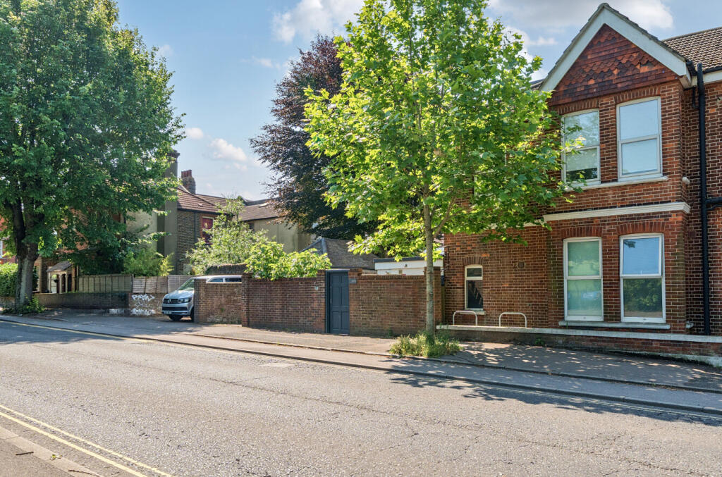 Main image of property: Old Shoreham Road, Hove, East Sussex, BN3