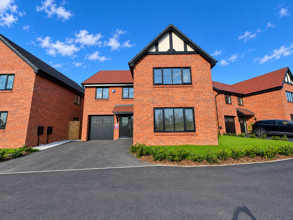 Grange Croft, Westhoughton, BL5 3GA photo 2