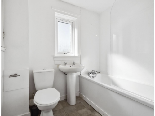Apartment in Motherwell, North Lanarkshire - More