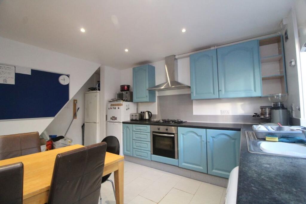 House in Sheffield - View 4